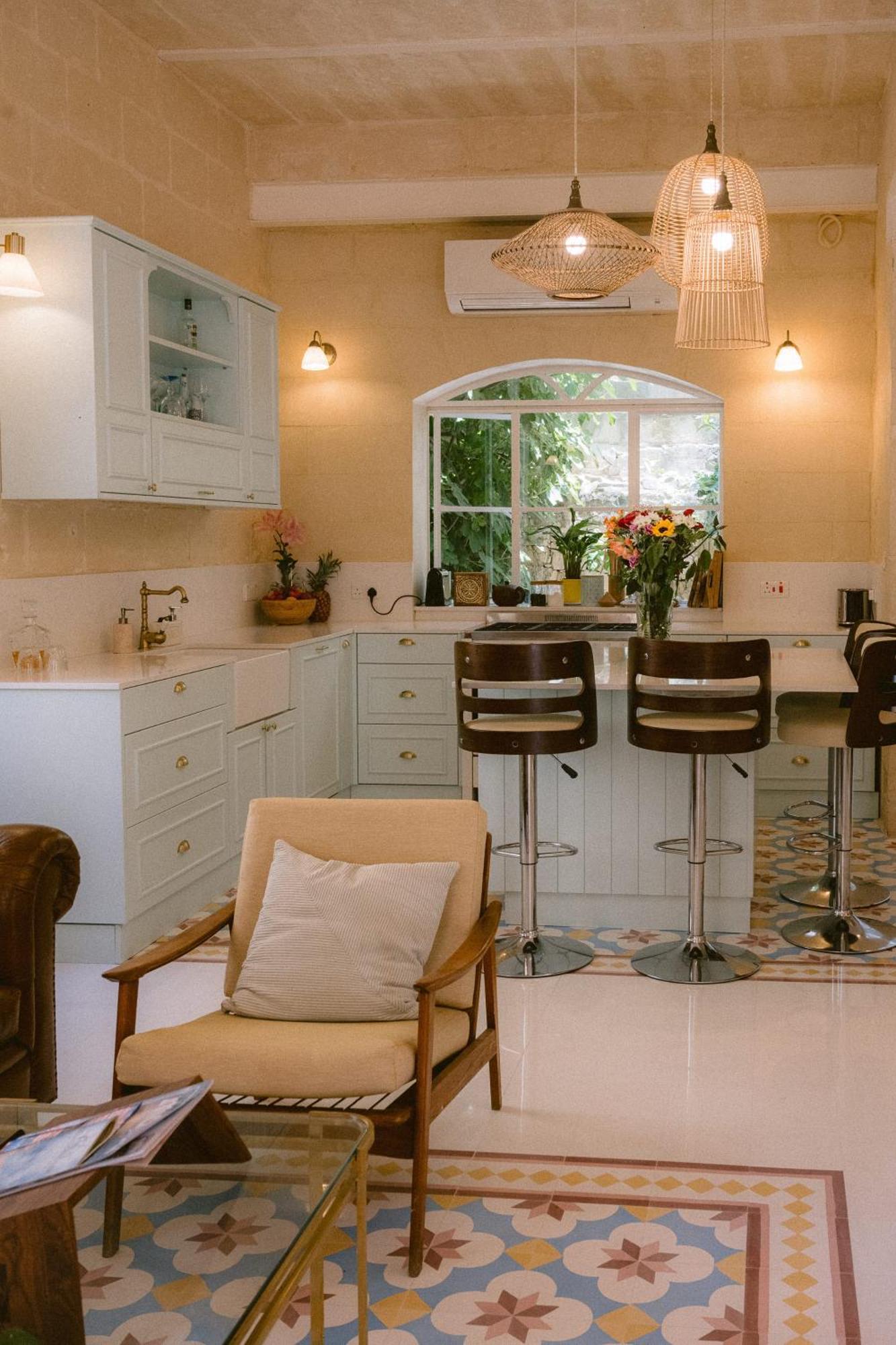 סליאמה Tinja Bnb מראה חיצוני תמונה