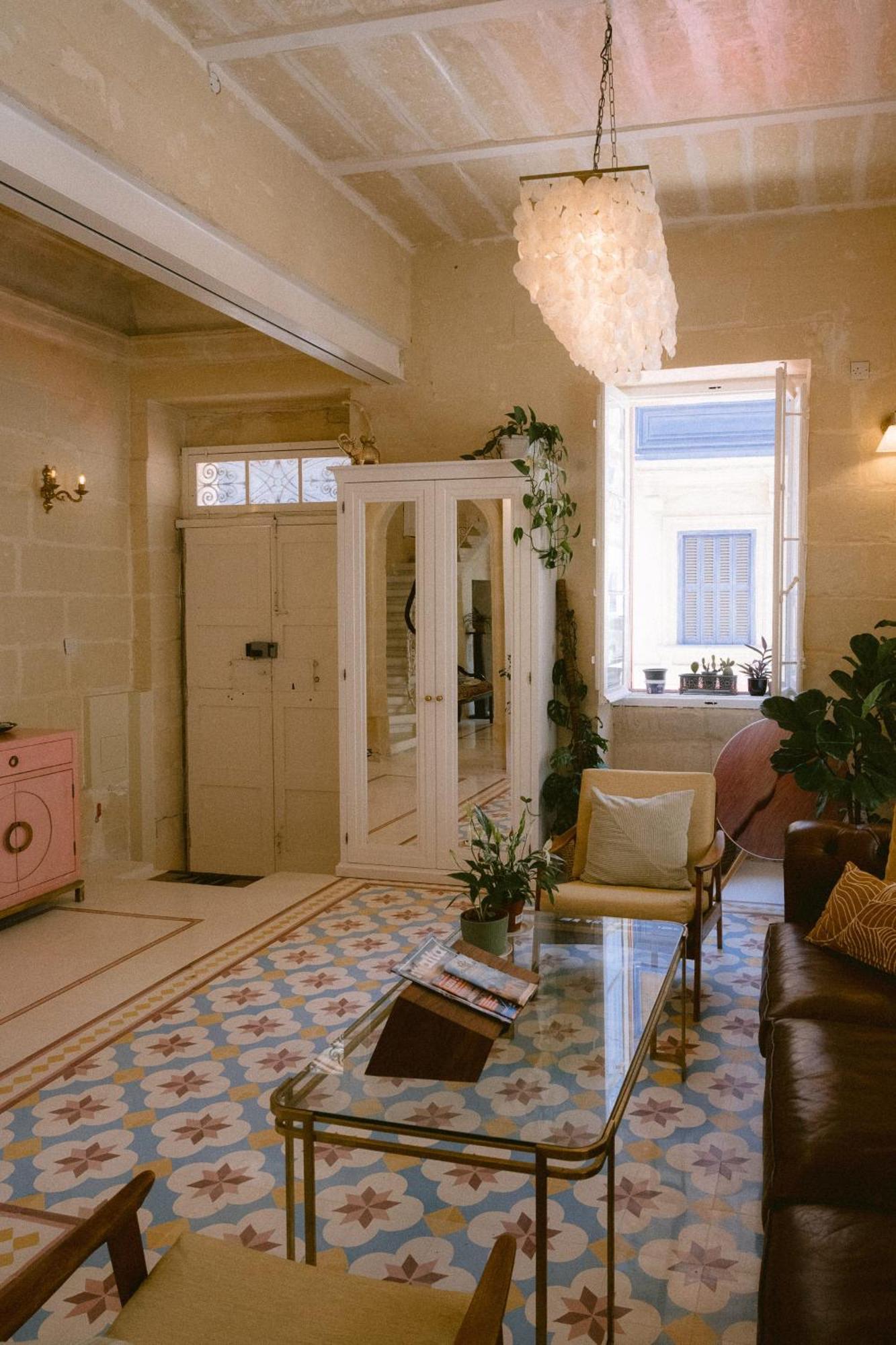 סליאמה Tinja Bnb מראה חיצוני תמונה