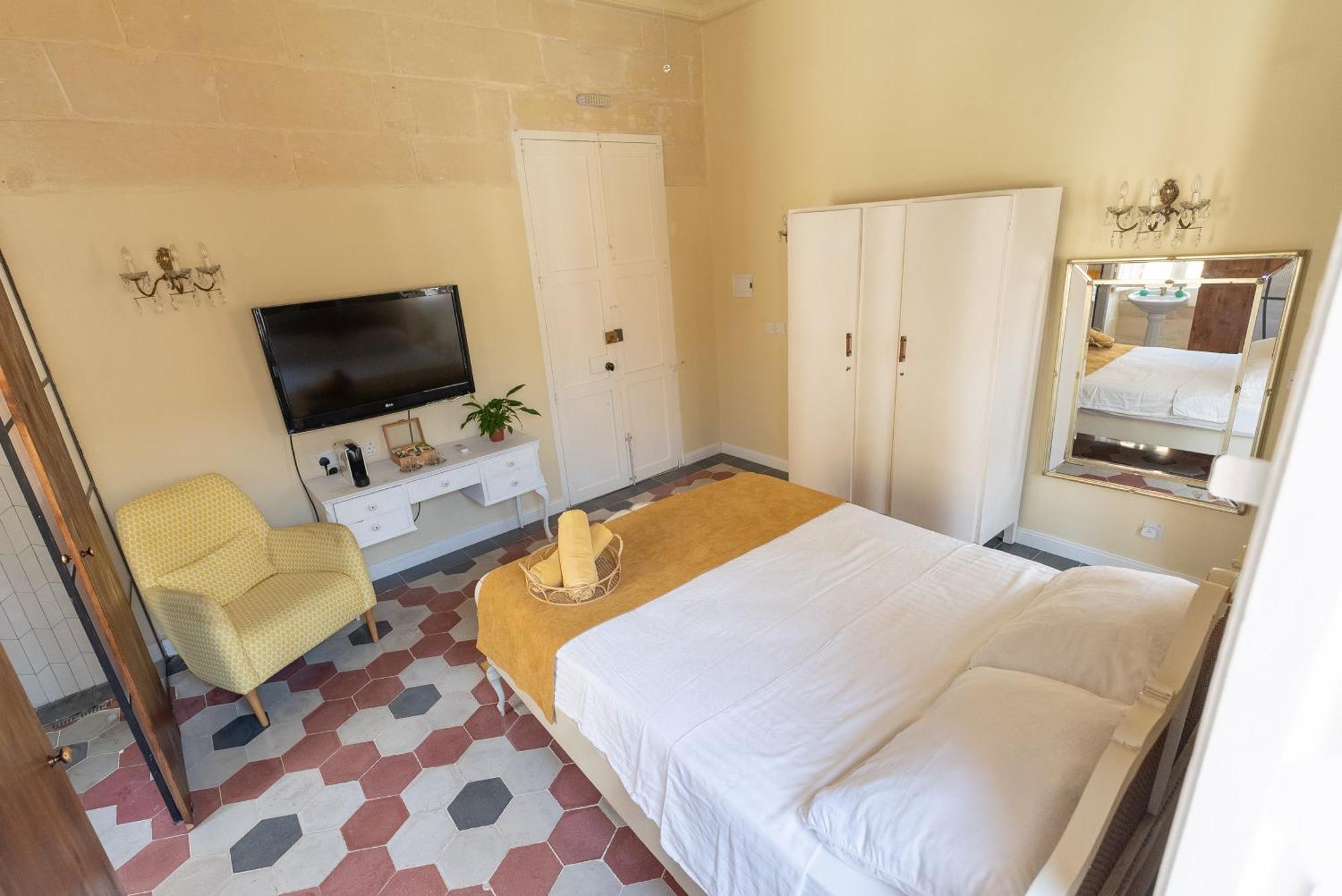 סליאמה Tinja Bnb מראה חיצוני תמונה